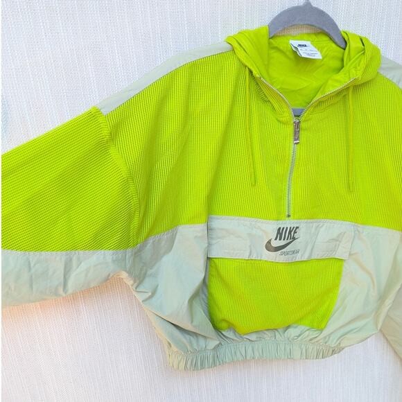 Nike Sportswear Oversized Mesh Half-zip Hooded Logo Jacket in Lime, size XS - Picture 4 of 7